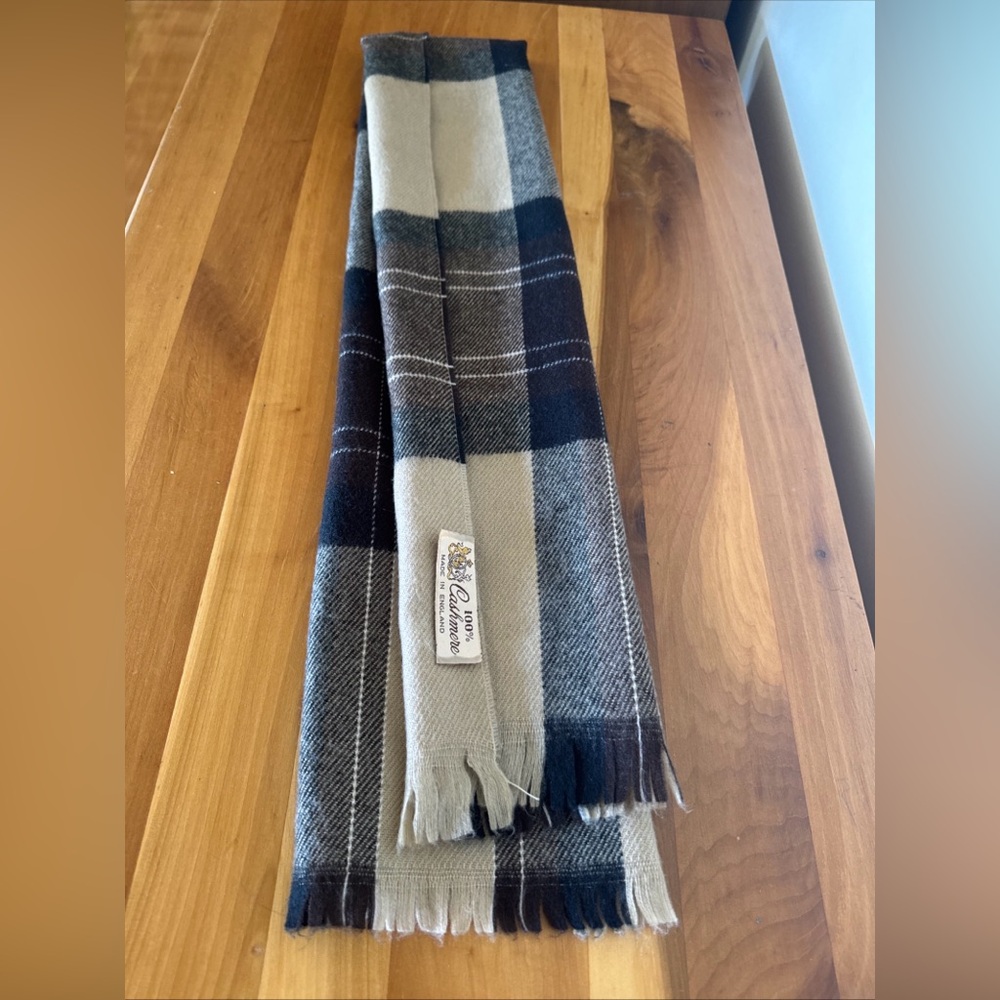100% Cashmere Men’s Plaid Scarf Black & Beige Excellent Condition